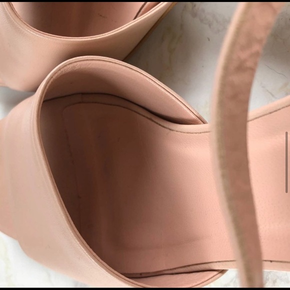 Everlane Block Heel Sandal (read below for sizing) - Picture 7 of 14